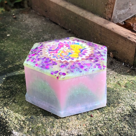 Handmade Lisa Frank Cat Dog UV Resin Trinket Box - Picture 7 of 16